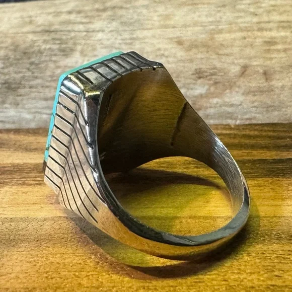 Men’s Turquiose and Sterling Silver ring. Size 12.5. - Picture 10 of 10
